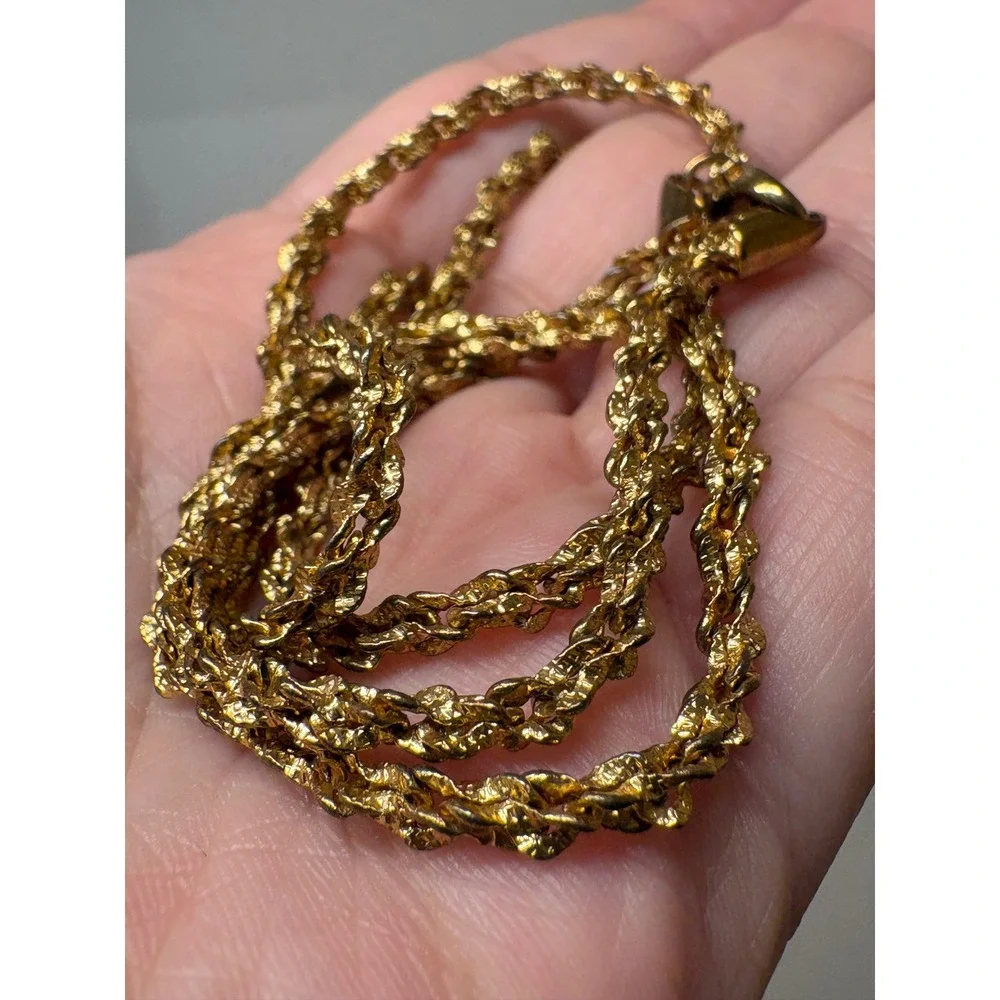 N/A gold tone